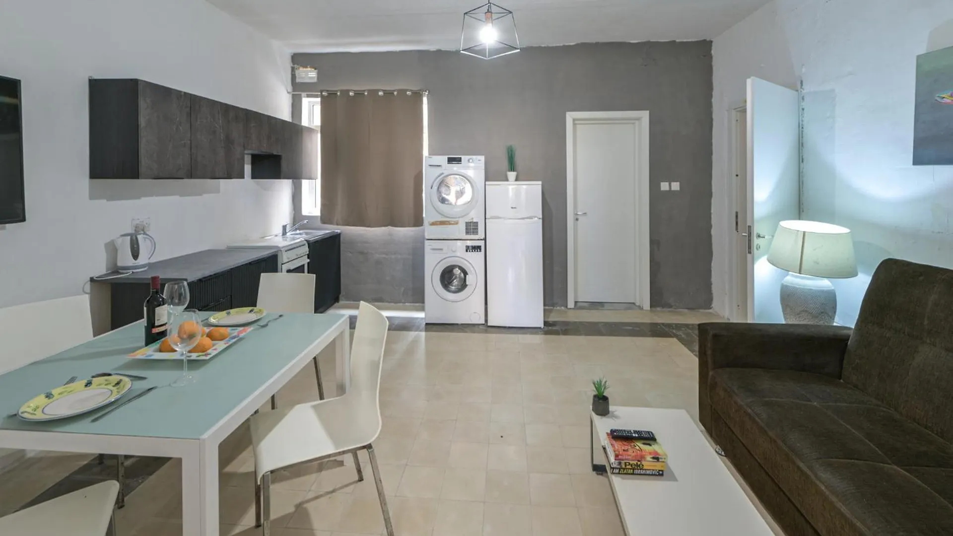 New 1 Bedroom Apartment In Valletta City Centre With Terrace And Views