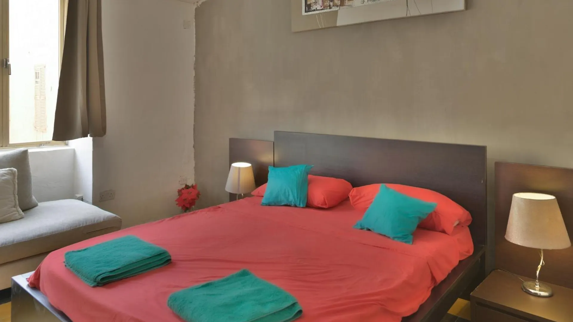 New 1 Bedroom Apartment In Valletta City Centre With Terrace And Views